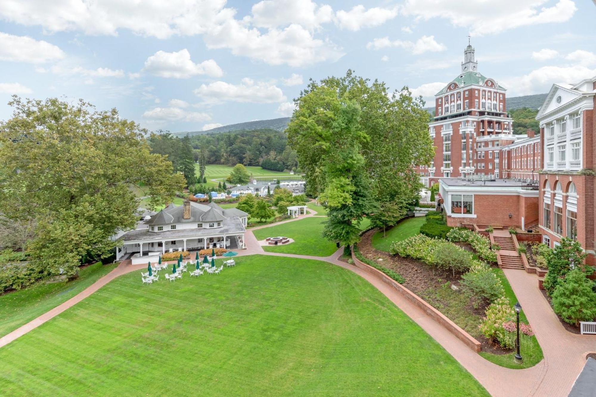 The Omni Homestead Resort & Spa Hot Springs Bagian luar foto