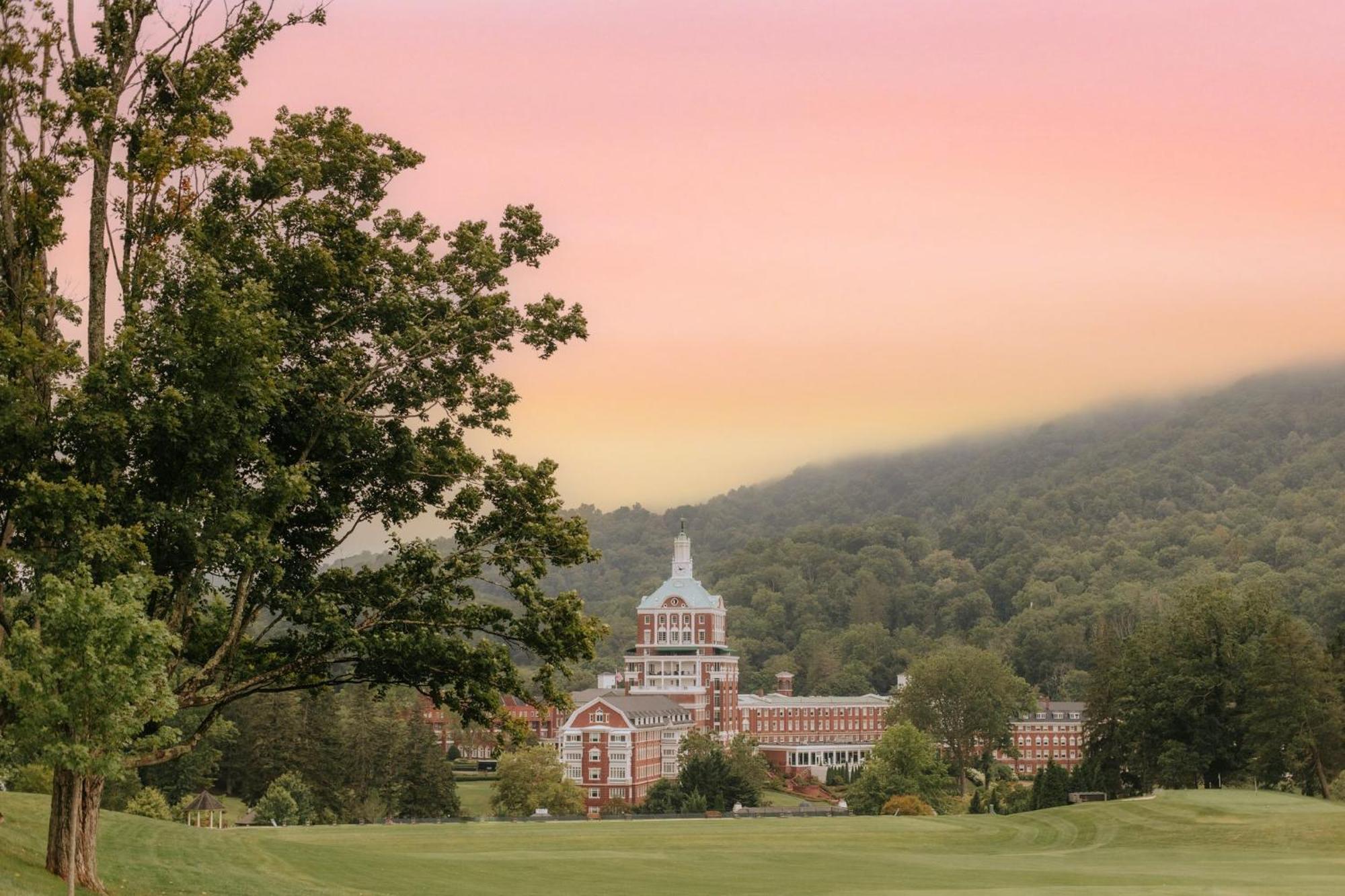 The Omni Homestead Resort & Spa Hot Springs Bagian luar foto